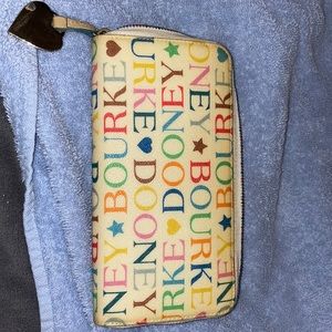 Vintage dooney zip around wallet
